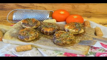CHAMPIÑONES RELLENOS DE TOMATES Y ANCHOAS / MUSHROOMS STUFFED WITH TOMATOES AND ANCHOVIES / CROCKPOT